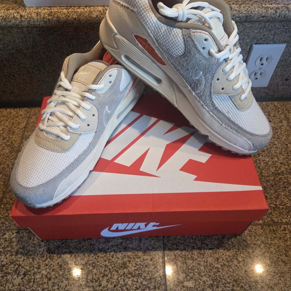 Men's Cream Nike Air Max Sneakers - Picture 2 of 3